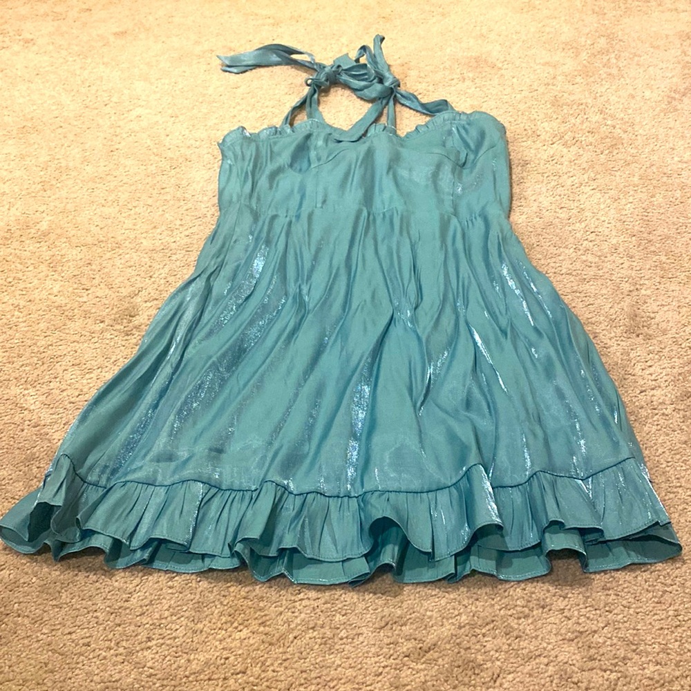 Forever 21 Shimmer Dress Size M